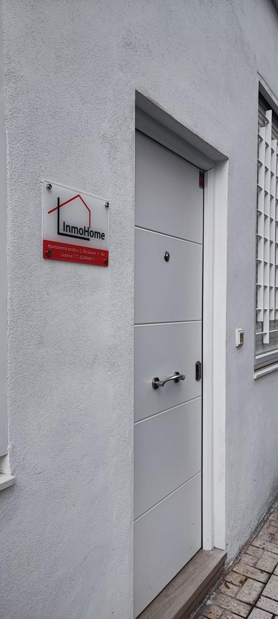 Inmosthome Bis Malaga Bagian luar foto